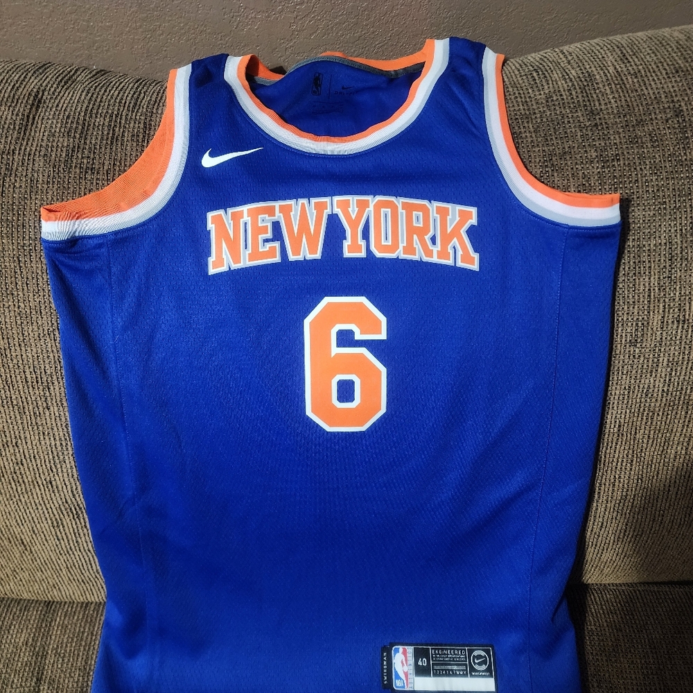 Mens Nike New York Knicks #6 Porzingis Blue Basketball Jersey Sz.small